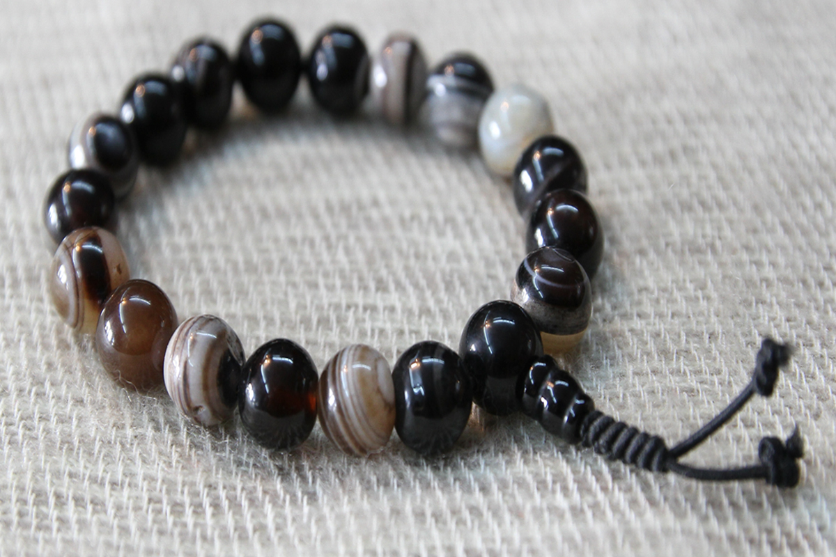 Resilient Spirit Agate Wrist Mala