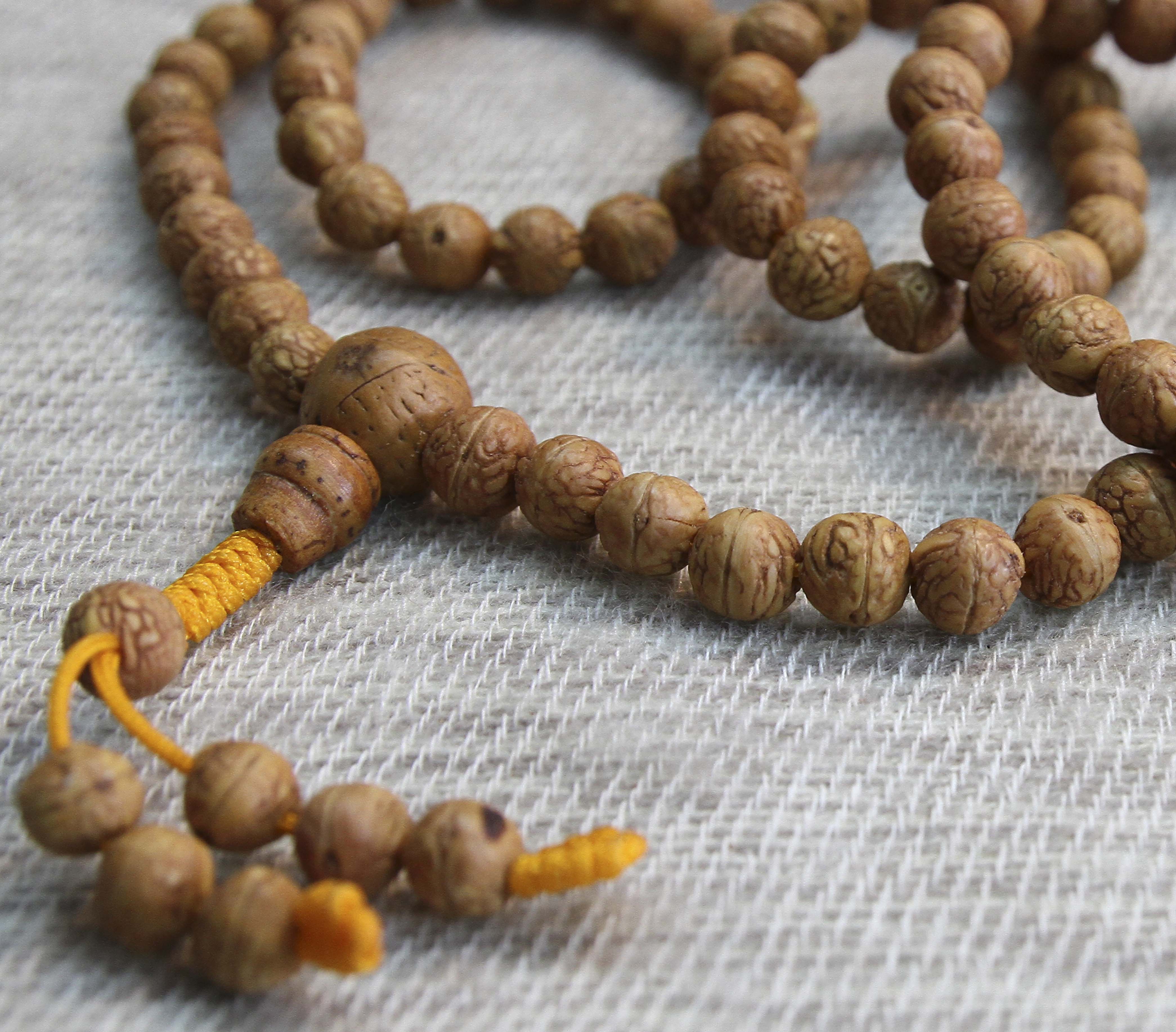 Raktu Positivity Mala